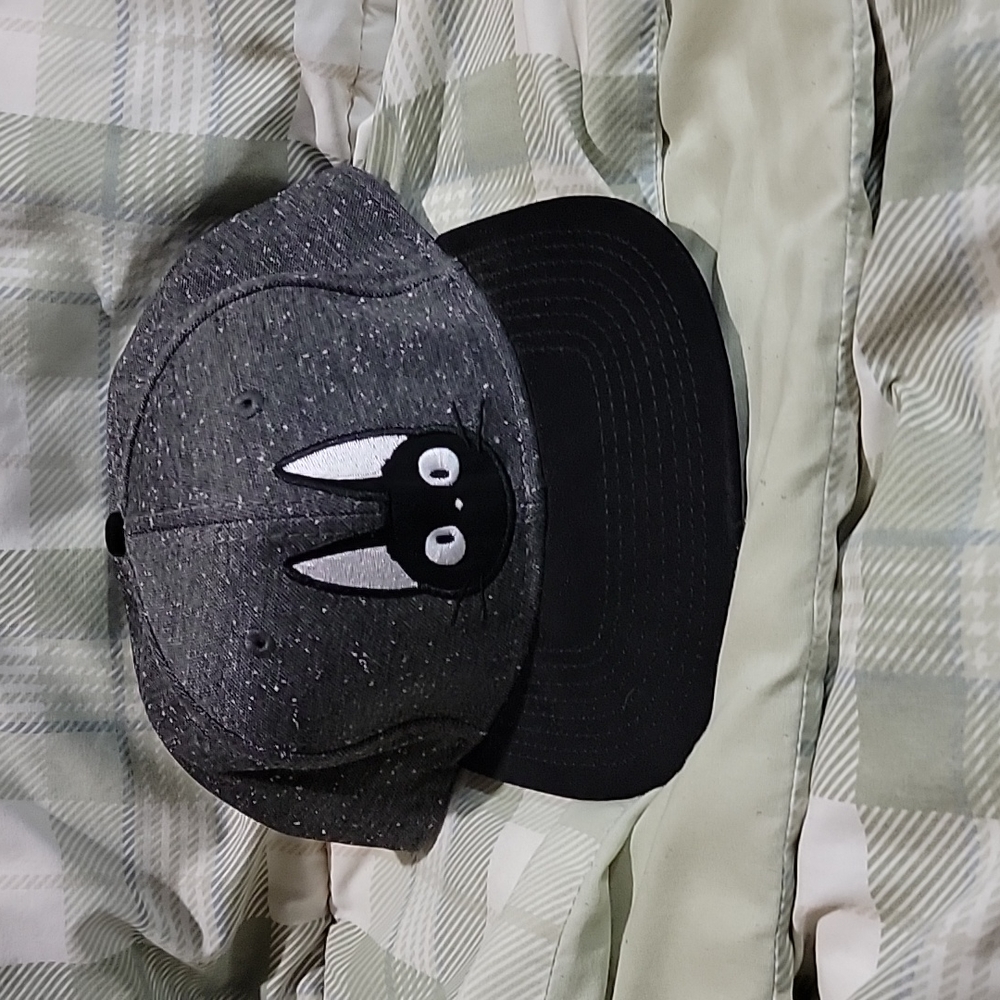 Kiki's cap